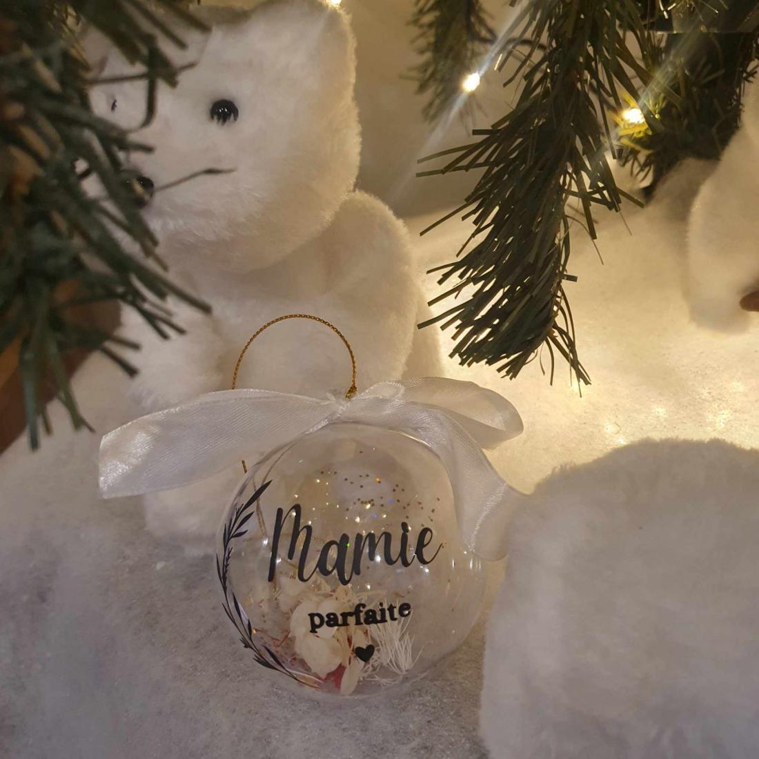 Boule de Noël 'Mamie parfaite'